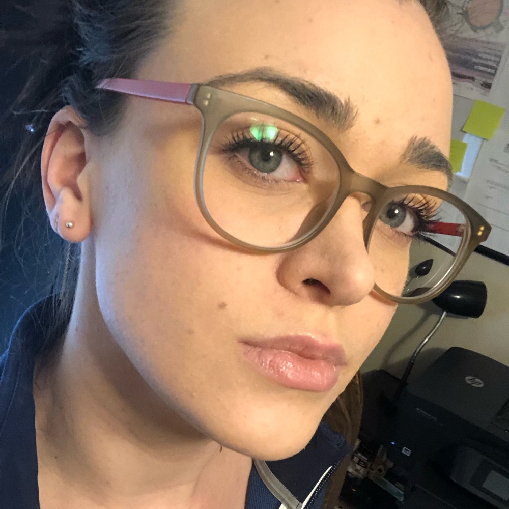 Meet your Posher, Valerie